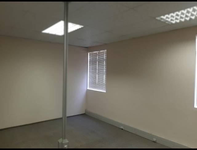 1,018M² BUILDING FOR SALE IN BO-DORP